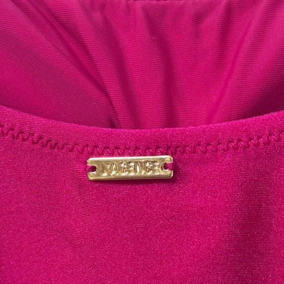 L’AGENCE Remi Shimmer One-PieceSwimsuit Fuchsia Pink - Picture 7 of 9